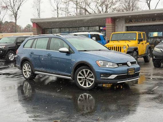 VOLKSWAGEN GOLF ALLTRACK 2017 3VWH17AU7HM529512 image VOLKSWAGEN GOLF ALLTRACK 2017 3VWH17AU7HM529512 image